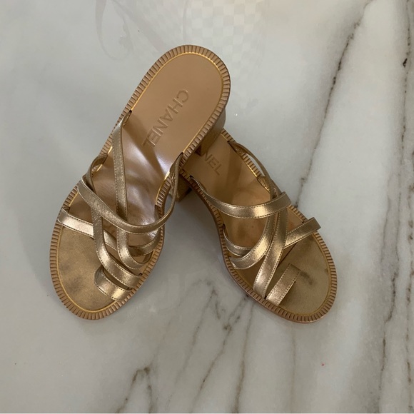 Chanel Gold Sandals size 37 - Picture 3 of 5
